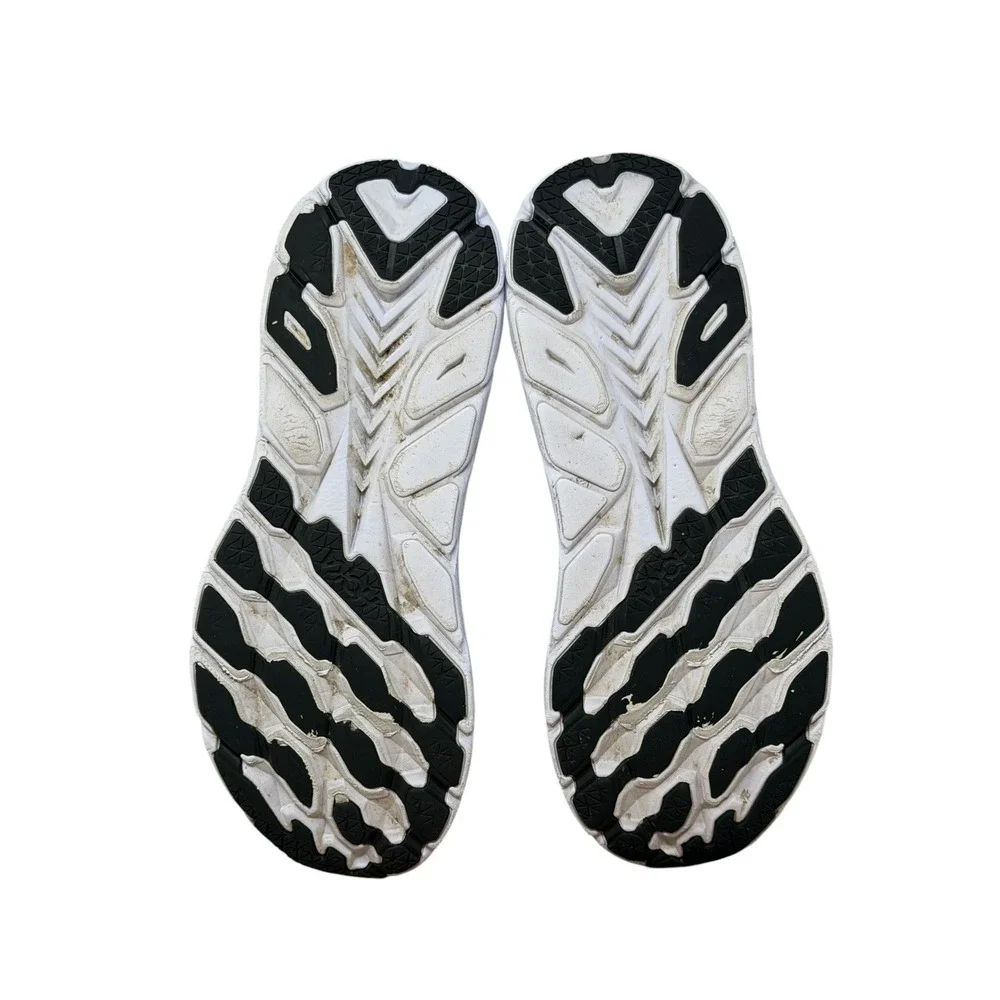 Hoka Clifton 8 Running Shoes Womens 9.5 Black White 1119394 BWHT Low Top Mesh - Picture 8 of 9